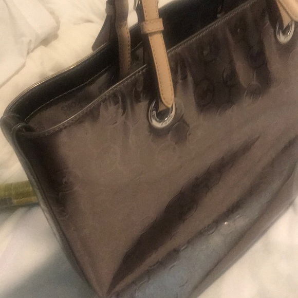 Michael Kors Jet Set Monogram Mirror Metallic Tote - Picture 3 of 6